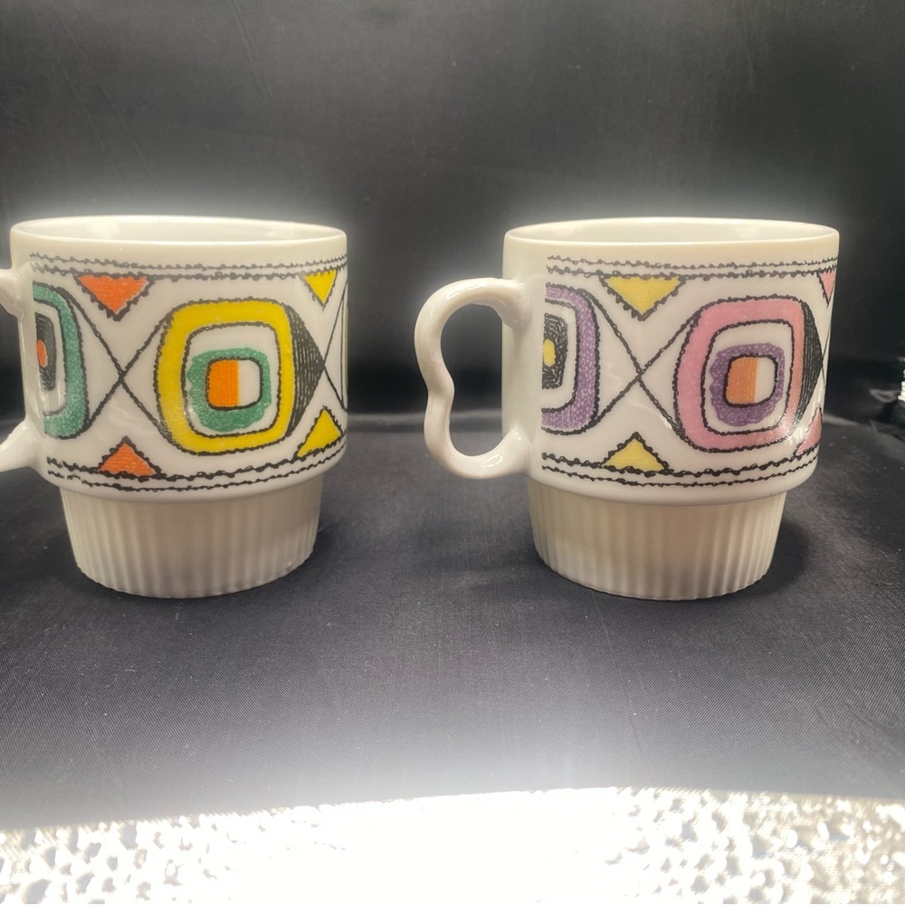 2 Vintage Japan Stacking Mug With Retro Fl  Design Groovy MCM - Picture 3 of 6